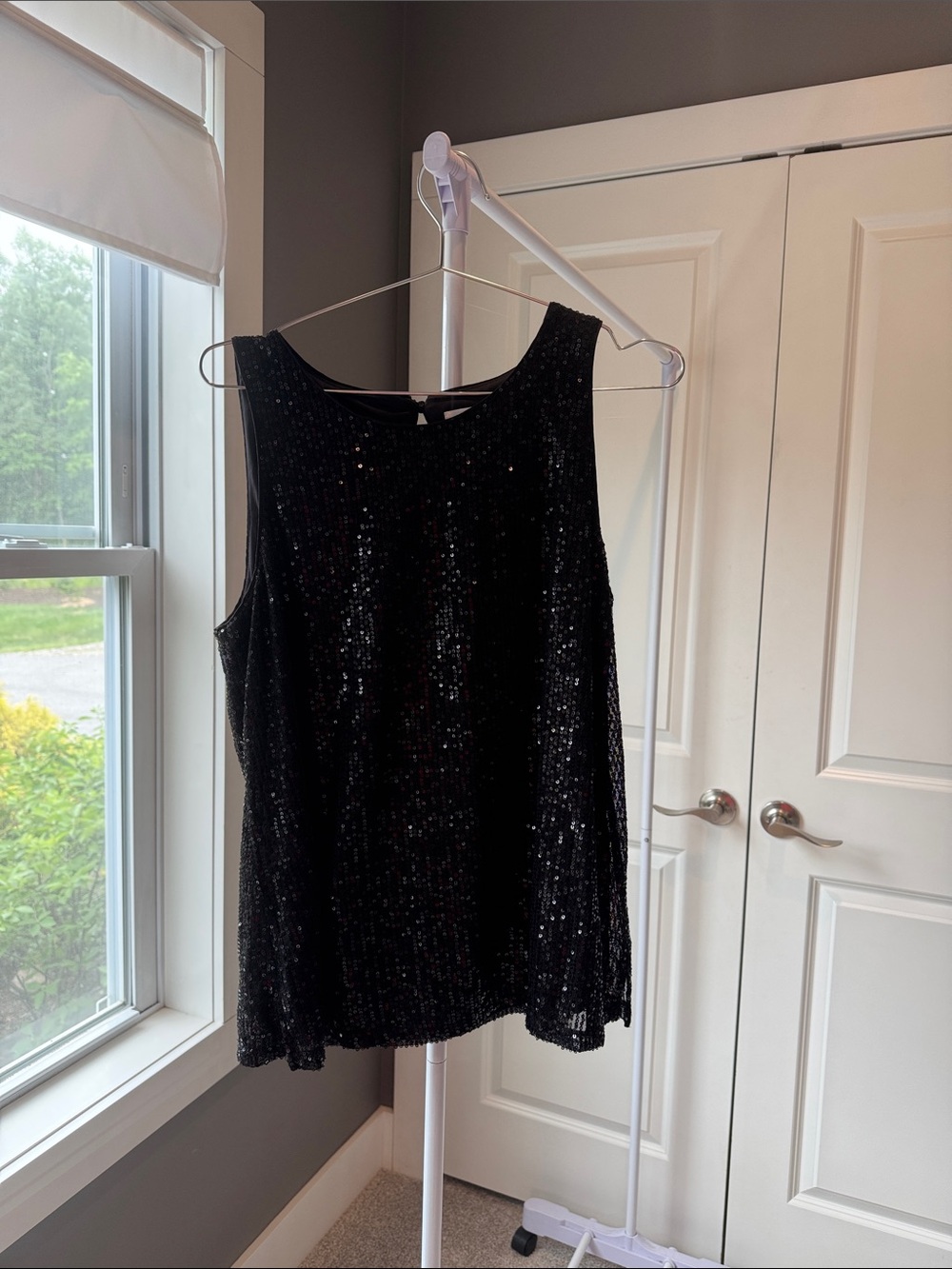 LC Lauren Conrad Black Sequin Sleeveless Camisole